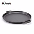 Gusseisen Pizza Pan 14 Zoll, schwarz, vorgewürzt